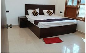 Hotel Aparna Grand Near Ram Janam Bhoomi And Temple - Fully Air Conditioned - Free Wifi Available - Best Budget Hotel In Ayodhya